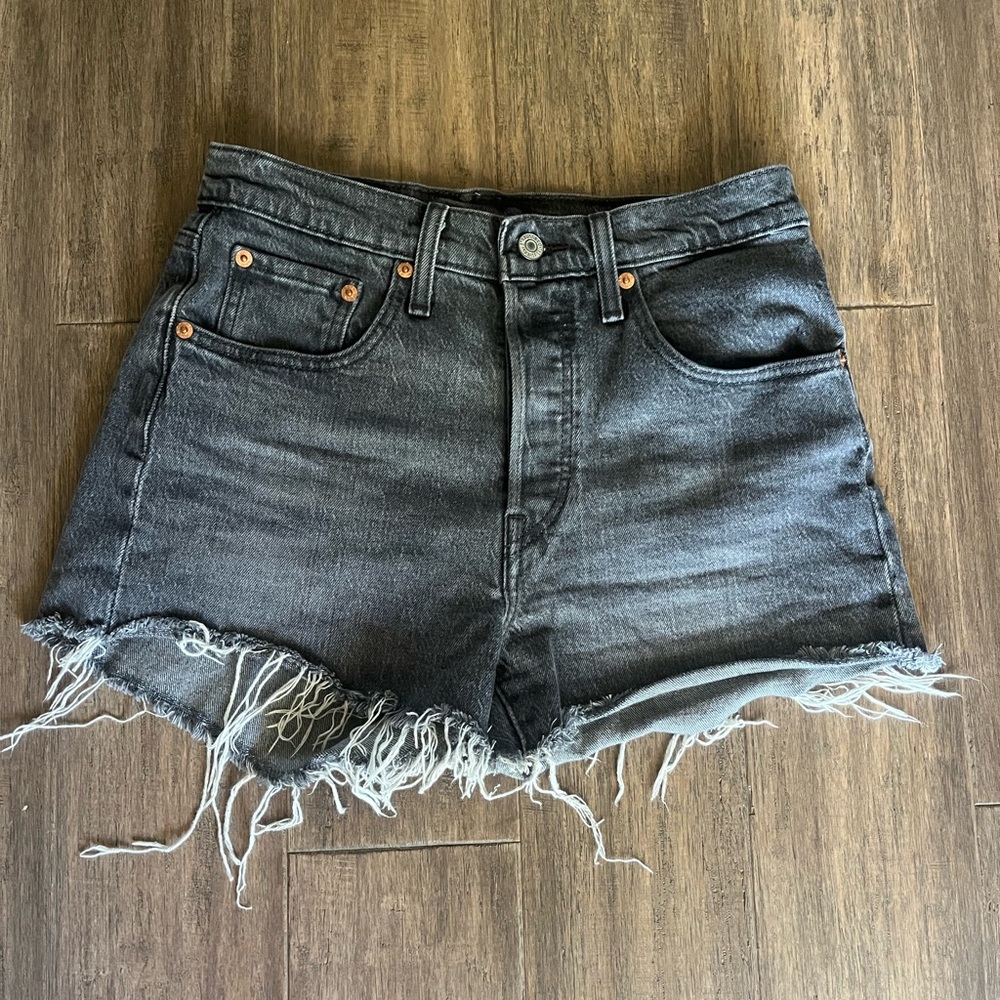 Levi's 501 original fit high rise women’s shorts black